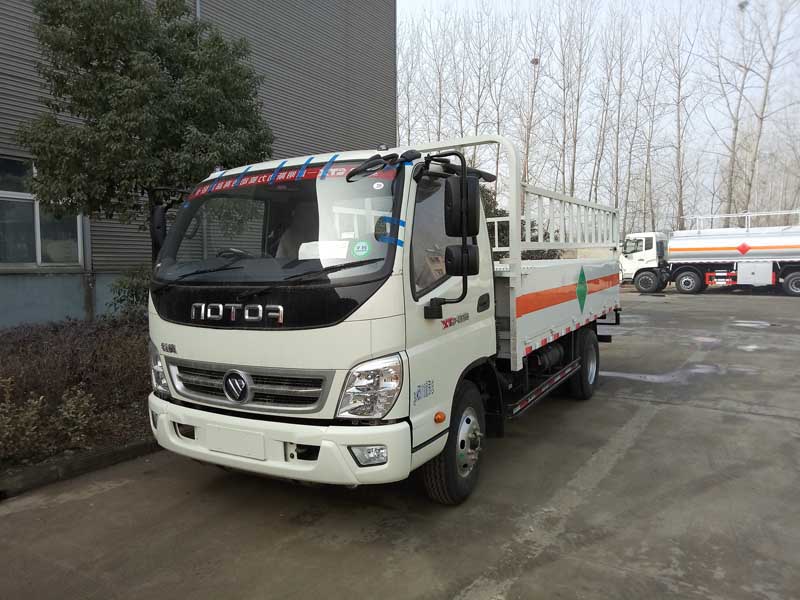 福田奧鈴4.1米(藍(lán)牌)氣瓶車(chē)