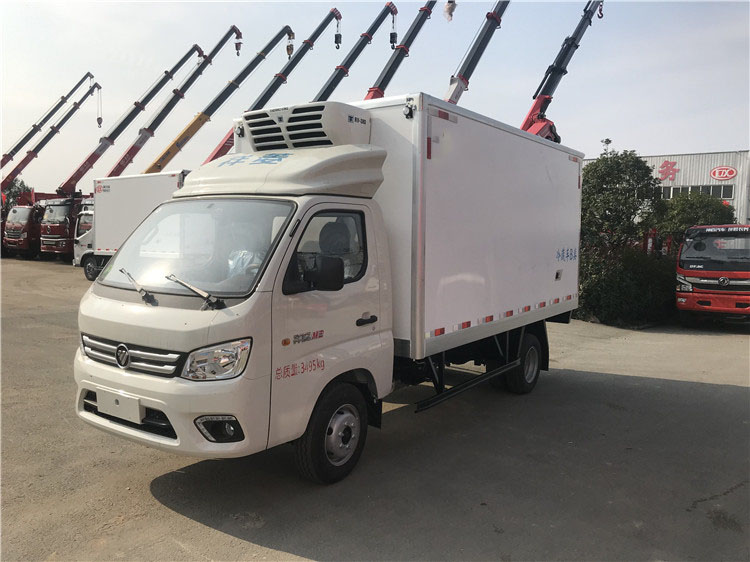 國六 福田祥菱M(3.7米冷藏車)